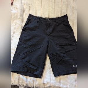 Men's Oakley 11 inch black shorts